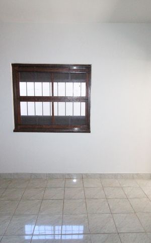 Casa para alugar com 100m², 2 quartos e sem vagaSala