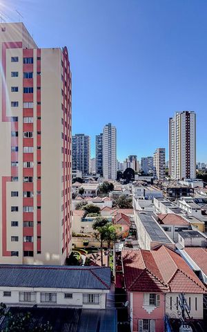 Apartamento à venda com 119m², 3 quartos e 2 vagasVista da Suíte 2