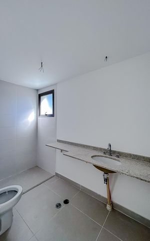 Apartamento à venda com 119m², 3 quartos e 2 vagasBanheiro da Suíte 2