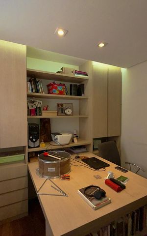 Apartamento à venda com 180m², 4 quartos e 3 vagasQuarto