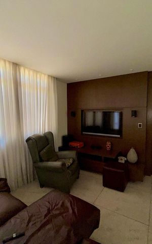 Apartamento à venda com 180m², 4 quartos e 3 vagasSala