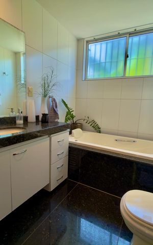 Apartamento à venda com 180m², 4 quartos e 3 vagasBanheiro