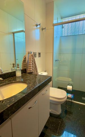 Apartamento à venda com 180m², 4 quartos e 3 vagasBanheiro