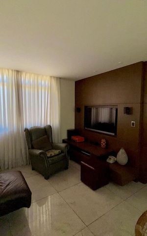 Apartamento à venda com 180m², 4 quartos e 3 vagasSala