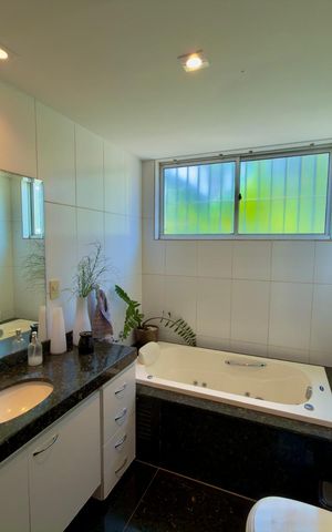 Apartamento à venda com 180m², 4 quartos e 3 vagasBanheiro