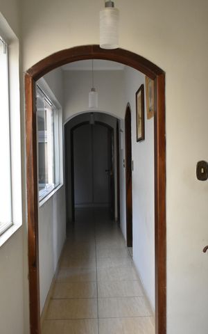 Casa à venda com 270m², 1 quarto e 2 vagasCorredor