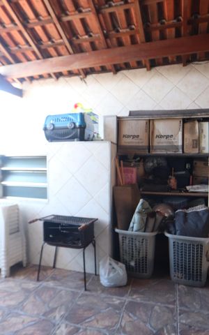 Casa à venda com 237m², 4 quartos e 1 vagaLavanderia - Casa 1