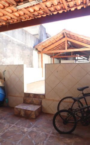 Casa à venda com 237m², 4 quartos e 1 vagaÁrea de Lazer