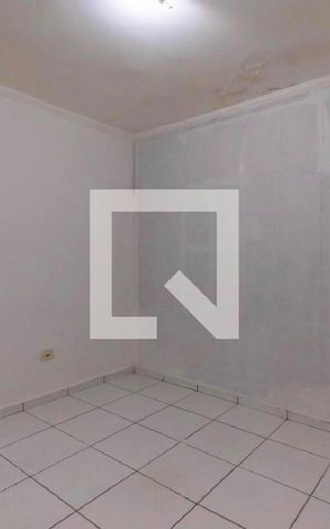Casa à venda com 237m², 4 quartos e 1 vaga Casa à venda com 237m², 4 quartos e 1 vagaQuarto 1 - Casa 2