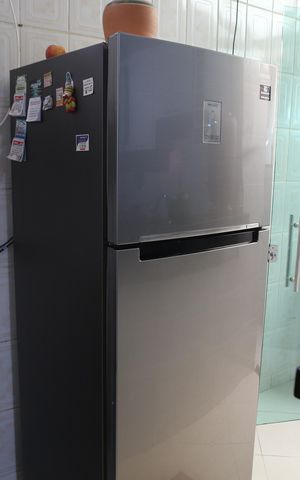 Casa à venda com 210m², 3 quartos e 2 vagasCozinha e Área de Serviço