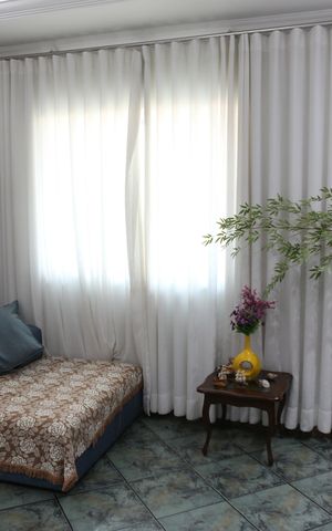 Casa à venda com 210m², 3 quartos e 2 vagasSala
