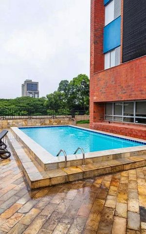 Studio à venda com 26m², 1 quarto e 1 vaga Studio à venda com 26m², 1 quarto e 1 vagaÁrea comum - Piscina