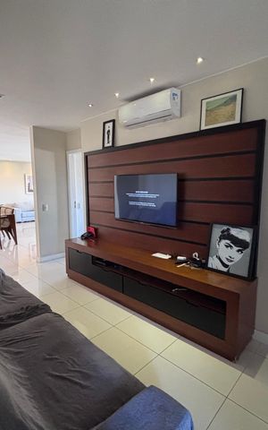 Apartamento para alugar com 206m², 4 quartos e 3 vagas Apartamento para alugar com 206m², 4 quartos e 3 vagasSala de TV