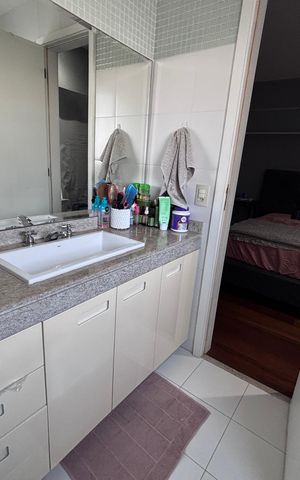 Apartamento para alugar com 206m², 4 quartos e 3 vagas Apartamento para alugar com 206m², 4 quartos e 3 vagasBanheiro do Quarto 3