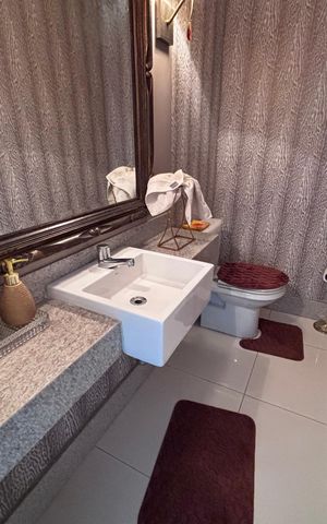 Apartamento para alugar com 206m², 4 quartos e 3 vagas Apartamento para alugar com 206m², 4 quartos e 3 vagasLavabo