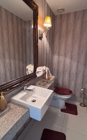 Apartamento para alugar com 206m², 4 quartos e 3 vagas Apartamento para alugar com 206m², 4 quartos e 3 vagasLavabo