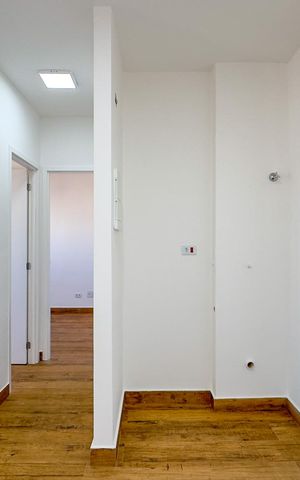 Apartamento para alugar com 42m², 2 quartos e 1 vagaSala, Cozinha e Área d