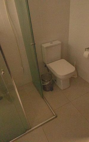 Casa de condomínio para alugar com 458m², 4 quartos e 4 vagas Casa de condomínio para alugar com 458m², 4 quartos e 4 vagasBanheiro 2