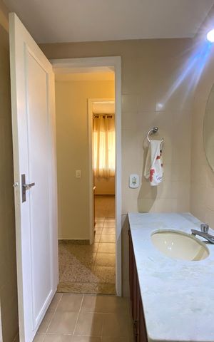 Apartamento à venda com 119m², 3 quartos e 1 vaga Apartamento à venda com 119m², 3 quartos e 1 vagaBanheiro social
