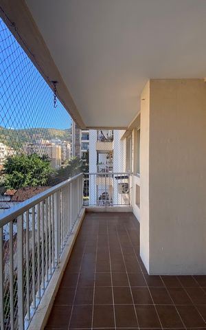 Apartamento à venda com 119m², 3 quartos e 1 vaga Apartamento à venda com 119m², 3 quartos e 1 vagaVaranda da Sala