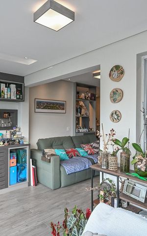 Apartamento à venda com 69m², 2 quartos e 2 vagasVaranda