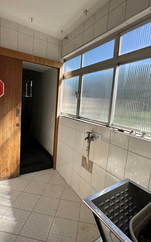 Apartamento para alugar com 165m², 3 quartos e 1 vaga Apartamento para alugar com 165m², 3 quartos e 1 vagaÁrea de Serviço