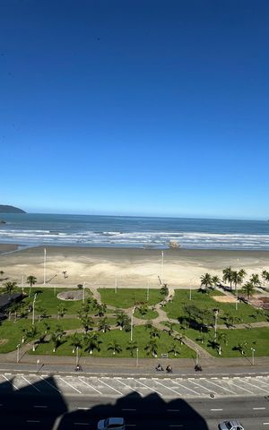 Apartamento para alugar com 165m², 3 quartos e 1 vaga Apartamento para alugar com 165m², 3 quartos e 1 vagaVista