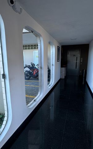 Apartamento para alugar com 165m², 3 quartos e 1 vaga Apartamento para alugar com 165m², 3 quartos e 1 vagaHall social