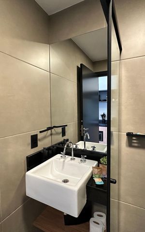 Apartamento à venda com 25m², 1 quarto e 1 vaga Apartamento à venda com 25m², 1 quarto e 1 vagaBanheiro