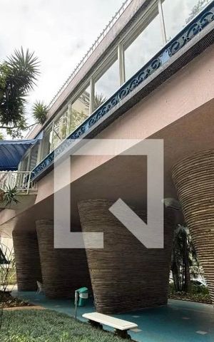 Apartamento para alugar com 160m², 3 quartos e 2 vagas