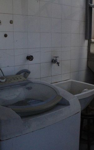 Casa de condomínio à venda com 153m², 3 quartos e 2 vagasÁrea de serviço
