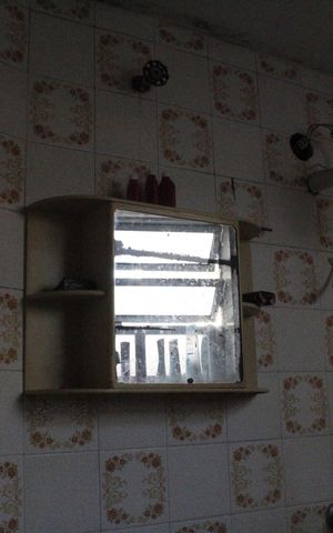 Casa de condomínio à venda com 153m², 3 quartos e 2 vagasBanheiro Social