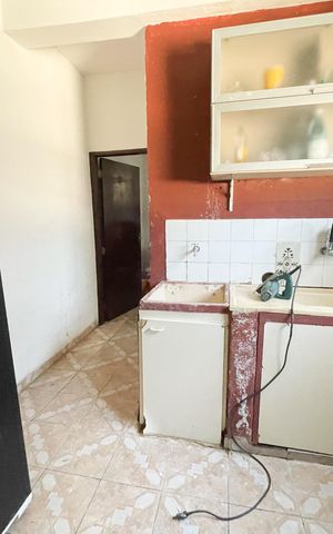Casa à venda com 300m², 3 quartos e 2 vagas Casa à venda com 300m², 3 quartos e 2 vagasÁrea de Serviço