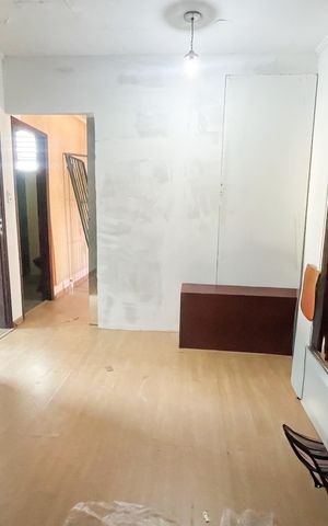 Casa à venda com 300m², 3 quartos e 2 vagas Casa à venda com 300m², 3 quartos e 2 vagasQuarto 2