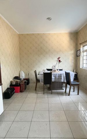 Casa à venda com 300m², 3 quartos e 2 vagas Casa à venda com 300m², 3 quartos e 2 vagasCozinha
