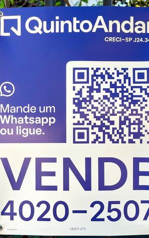 Casa à venda com 300m², 3 quartos e 2 vagas Casa à venda com 300m², 3 quartos e 2 vagasPlaca