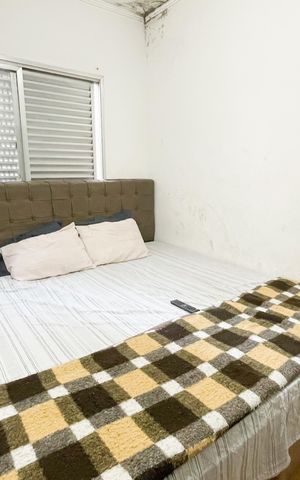 Casa à venda com 300m², 3 quartos e 2 vagas Casa à venda com 300m², 3 quartos e 2 vagasQuarto 5