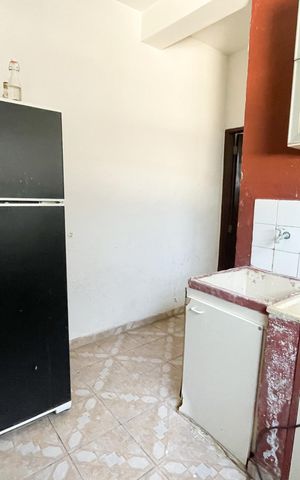 Casa à venda com 300m², 3 quartos e 2 vagas Casa à venda com 300m², 3 quartos e 2 vagasÁrea de Serviço