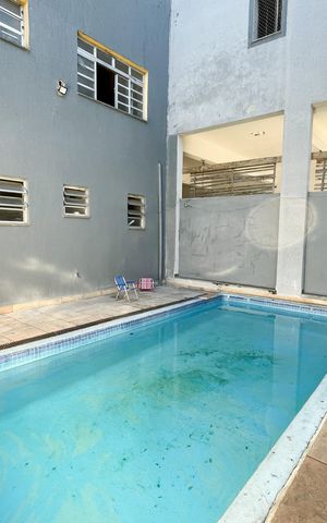 Casa à venda com 300m², 3 quartos e 2 vagas Casa à venda com 300m², 3 quartos e 2 vagasQuintal