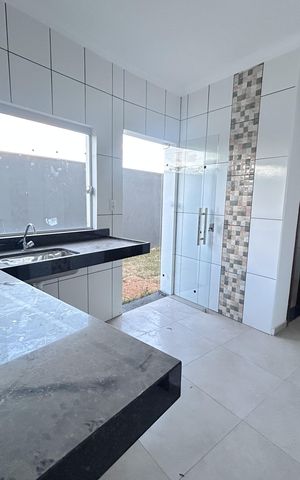 Casa à venda com 150m², 3 quartos e 2 vagas