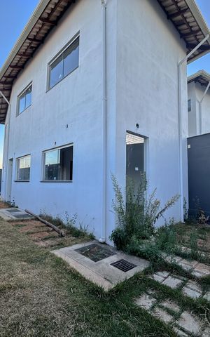 Casa à venda com 150m², 3 quartos e 2 vagas