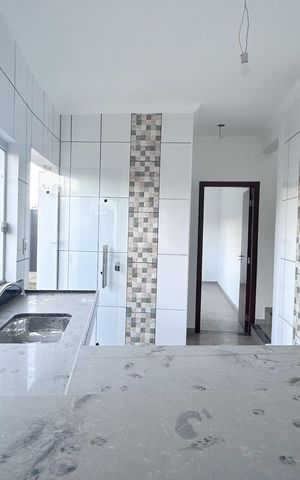 Casa à venda com 150m², 3 quartos e 2 vagas