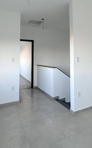 Casa à venda com 150m², 3 quartos e 2 vagas