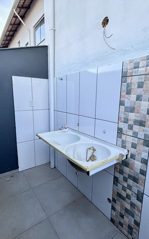 Casa à venda com 150m², 3 quartos e 2 vagas