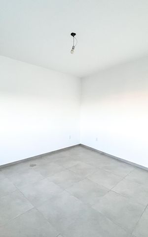 Casa à venda com 150m², 3 quartos e 2 vagas