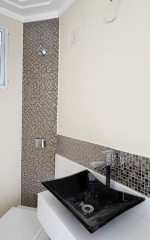 Apartamento à venda com 320m², 3 quartos e 4 vagas Apartamento à venda com 320m², 3 quartos e 4 vagasLavabo