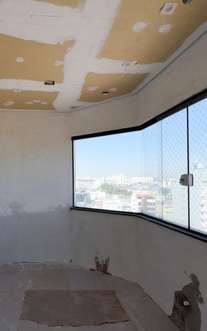 Apartamento à venda com 320m², 3 quartos e 4 vagas Apartamento à venda com 320m², 3 quartos e 4 vagasCobertura