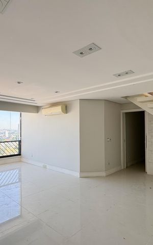 Apartamento à venda com 320m², 3 quartos e 4 vagas Apartamento à venda com 320m², 3 quartos e 4 vagasSala