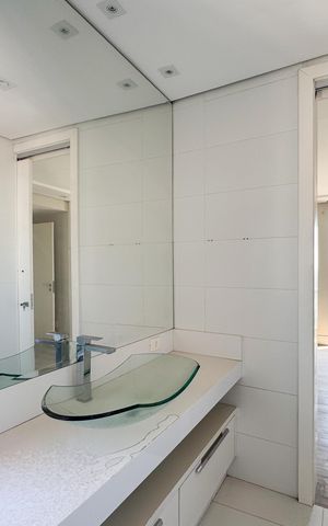 Apartamento à venda com 320m², 3 quartos e 4 vagas Apartamento à venda com 320m², 3 quartos e 4 vagasBanheiro - Suíte 1