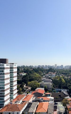Apartamento à venda com 320m², 3 quartos e 4 vagas Apartamento à venda com 320m², 3 quartos e 4 vagasVista da Suíte 1